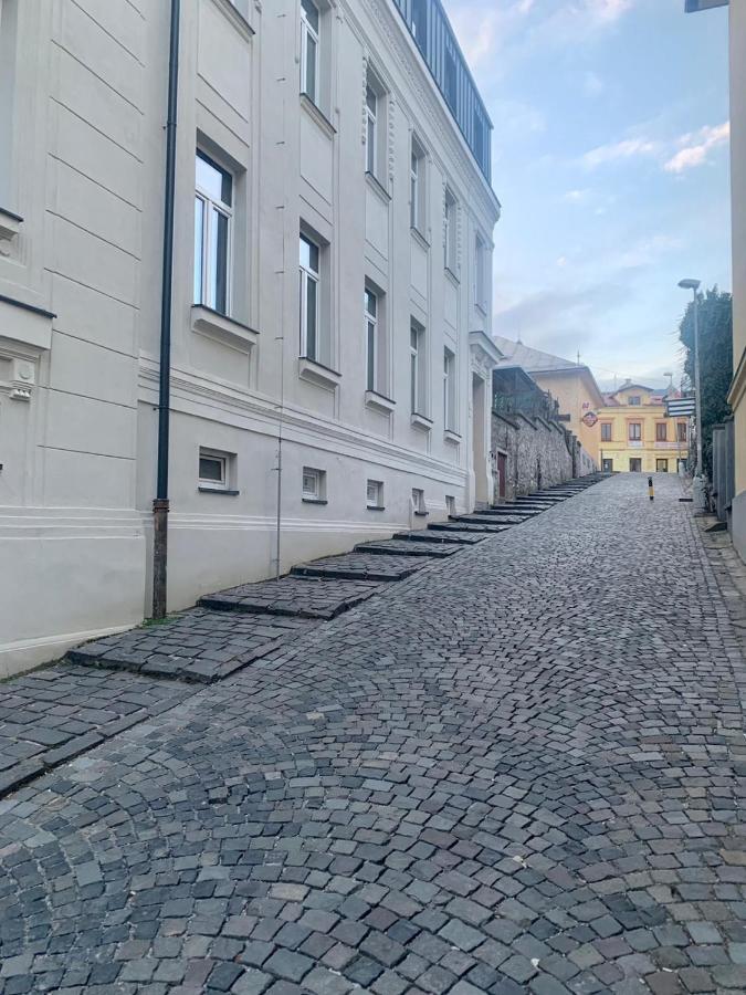 Bl - The Penthouse, 24Hr Self Check-In, 2 Bedrooms, Fireplace, Ac, Panoramic View From Main Balcony, 3-Minute Walk To City Center Banská Bystrica Eksteriør billede